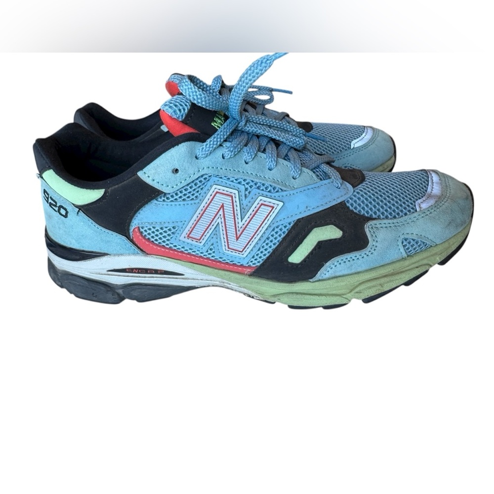 New Balance 920 Light Blue and Red Running Shoes Men’s 10.5 NICE RARE UK - Picture 2 of 9